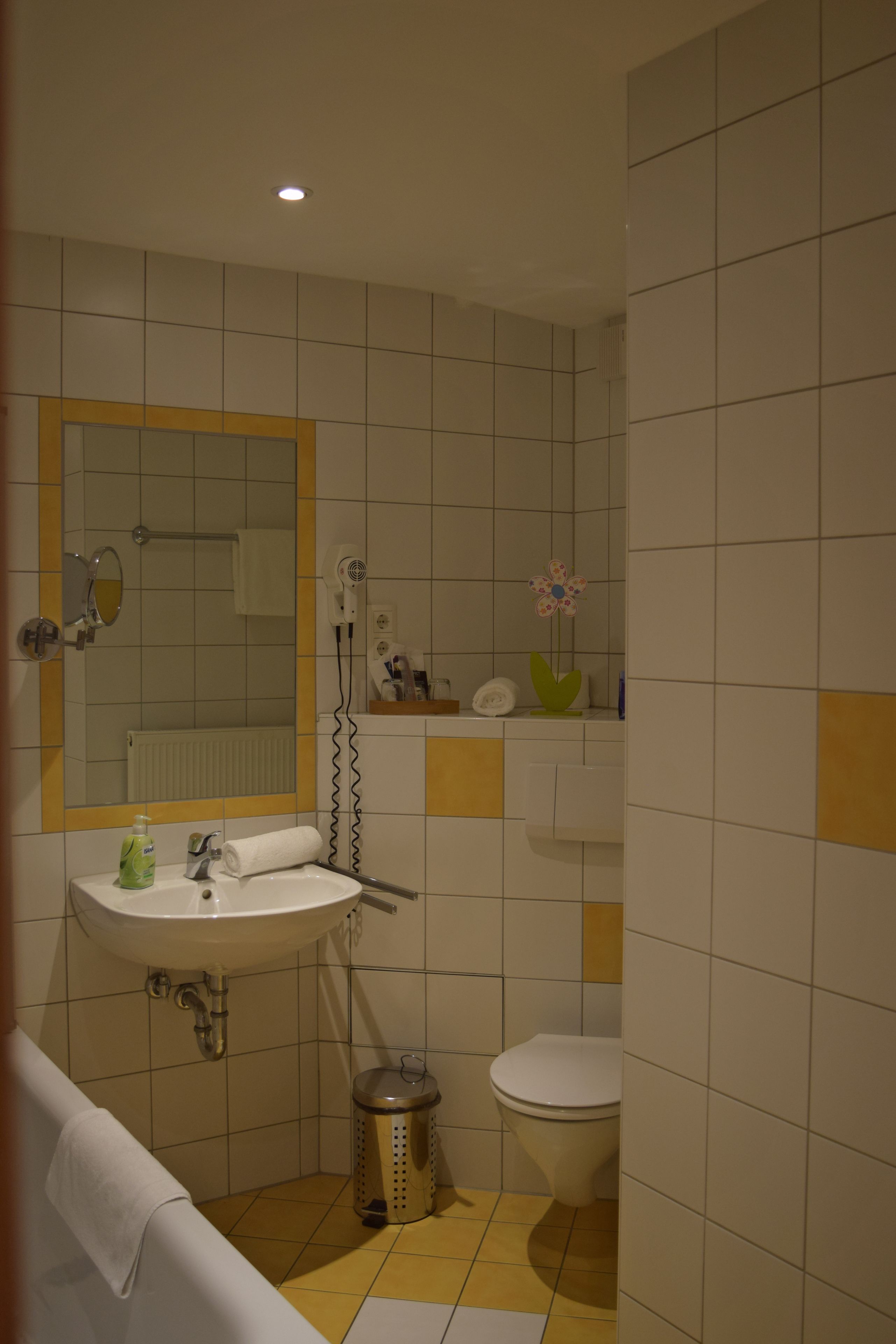 superior double room | bathroom | deep-soaking bathtub, designer toiletries, hair dryer, towels