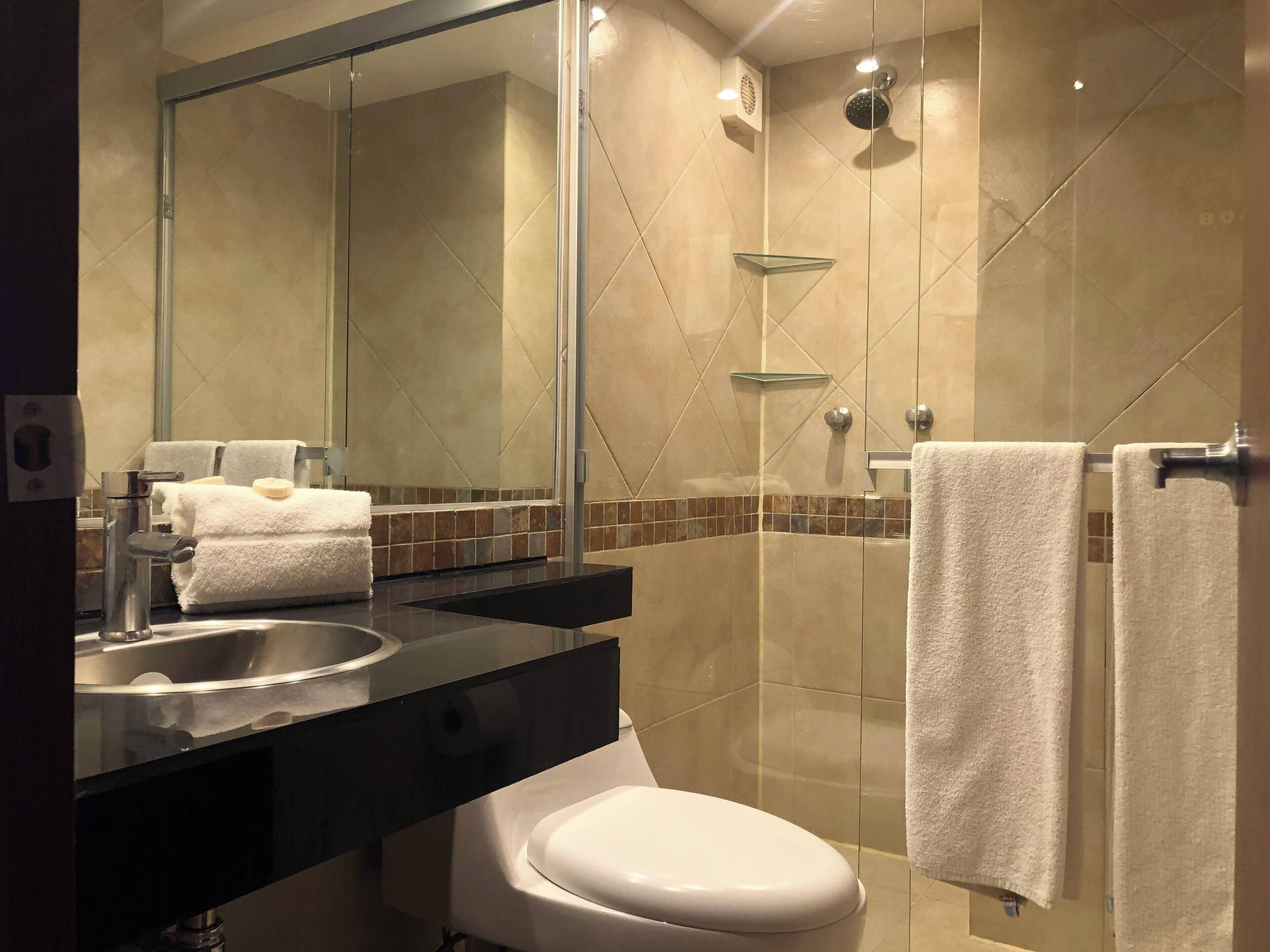 Shower, towels