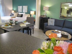 House, 1 Bedroom (FLL-992) | Living area