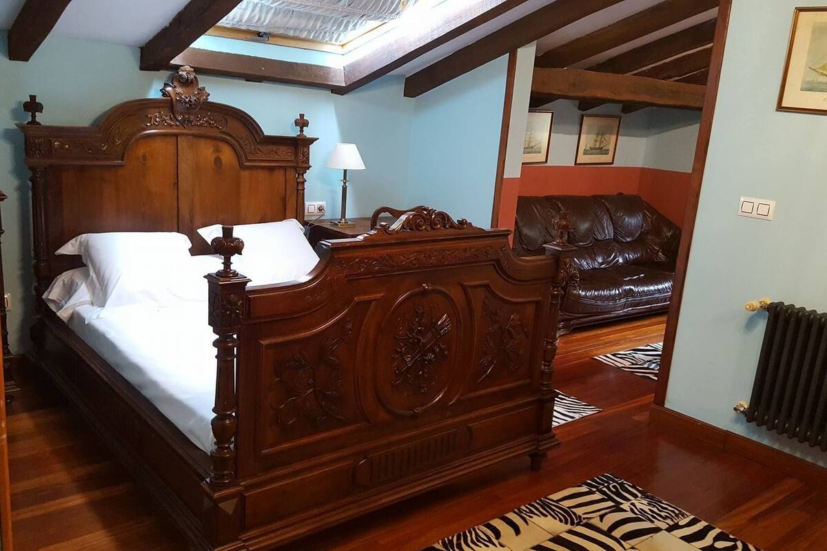In-room safe, desk, blackout curtains, free WiFi
