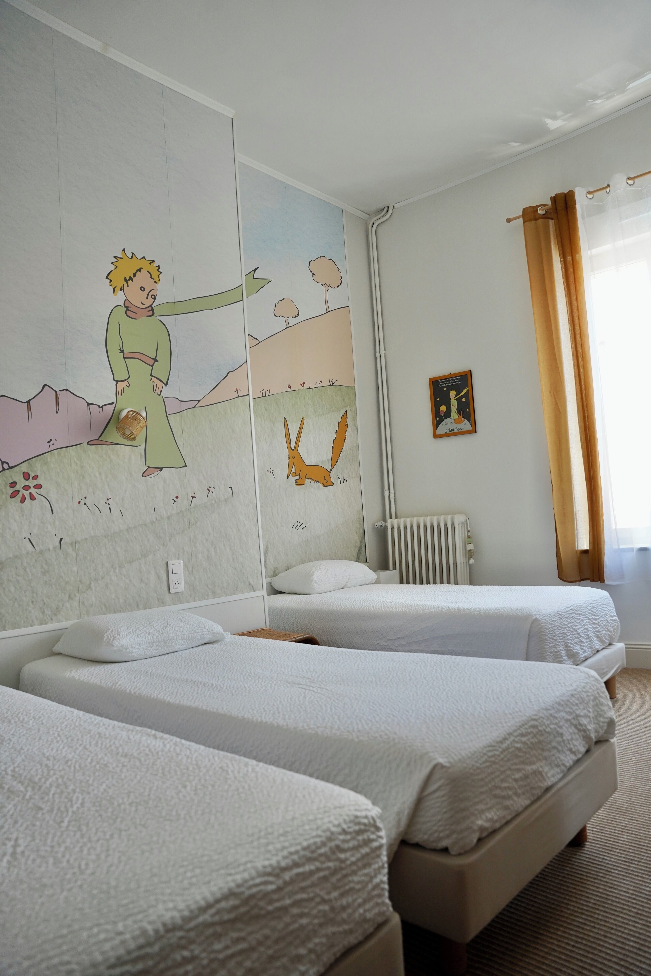 triple room | free wifi, bed sheets