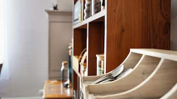 Frokost med lokale retter hver dag (EUR 11 per person)