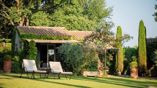 Garden - Hôtel Les Mazets de Marie de Jules (Eyragues)
