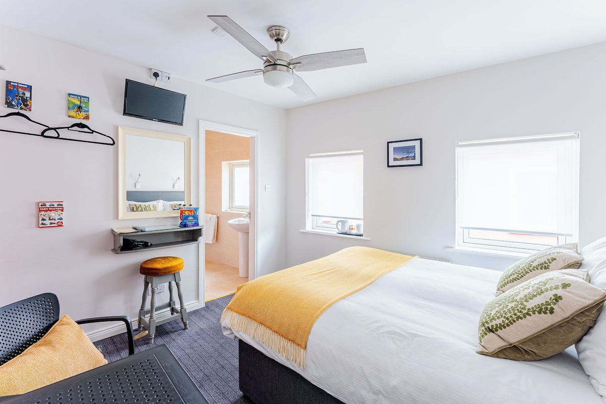 Superior Double Room | Premium bedding, Select Comfort beds, iron/ironing board, free WiFi