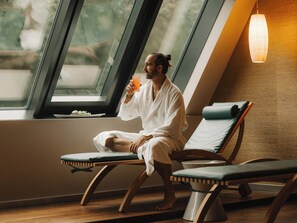 Espace de soins pour les couples, sauna, bain à remous, hammam, hammam