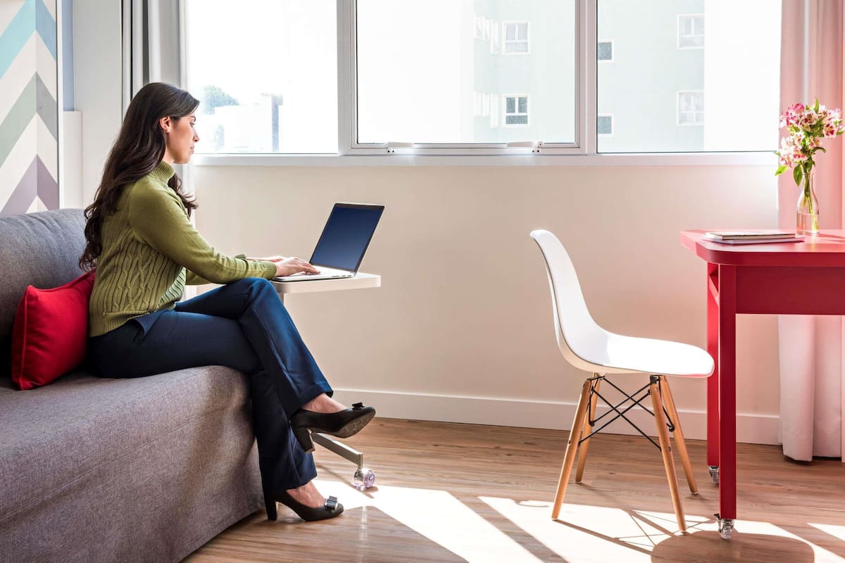 Studio, 1 Doppelbett | Minibar, Zimmersafe, Schreibtisch, Verdunkelungsvorhänge