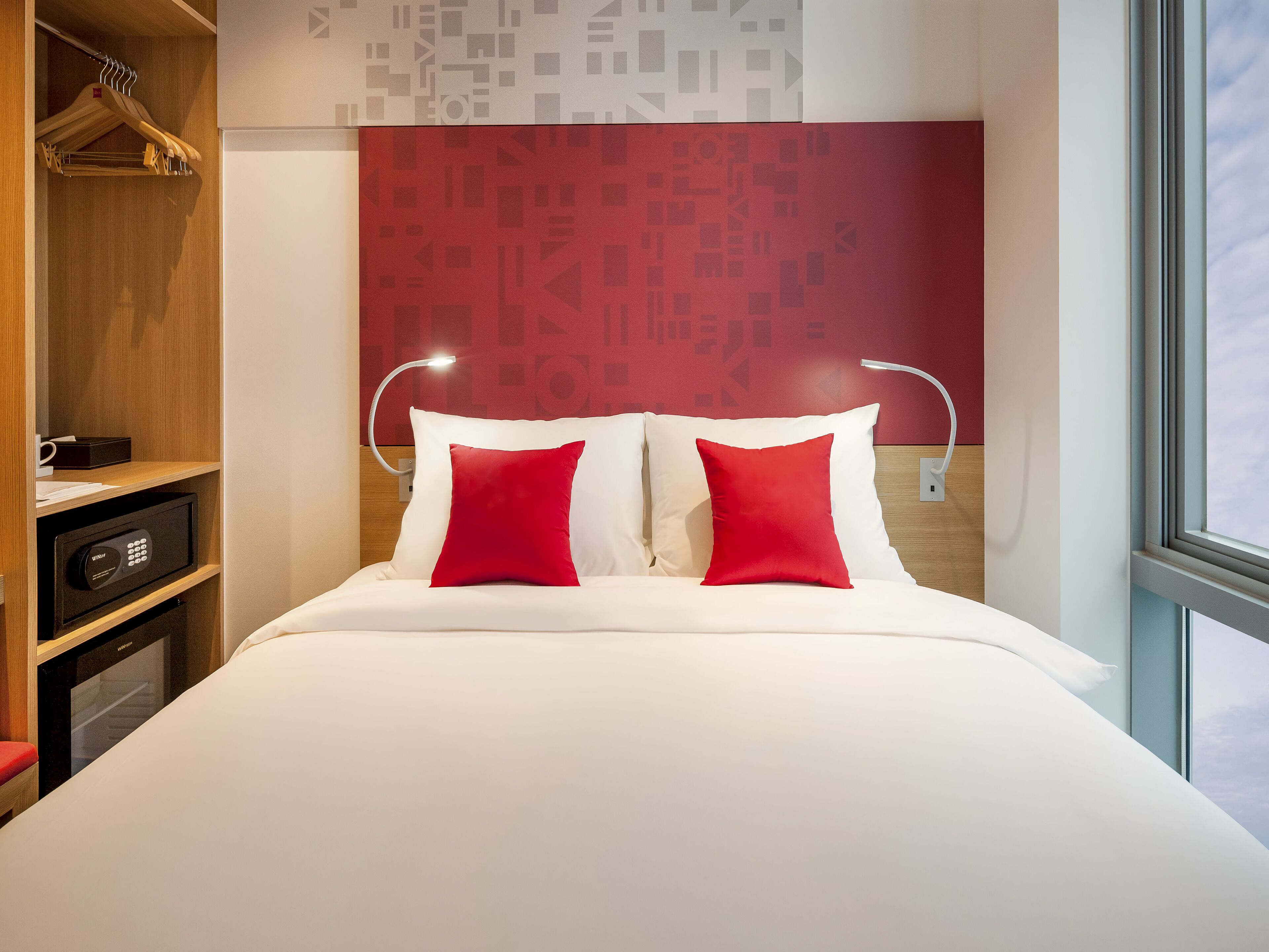 premium bedding, in-room safe, desk, blackout curtains