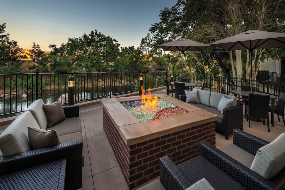 Courtyard Reno Downtown/Riverfront