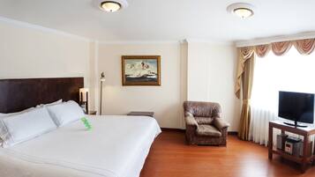 Habitación doble superior | Ropa de cama de alta calidad y minibar