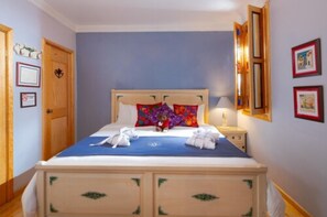 Minibar, individually furnished, blackout curtains, free WiFi - Parque México (Mexico City)