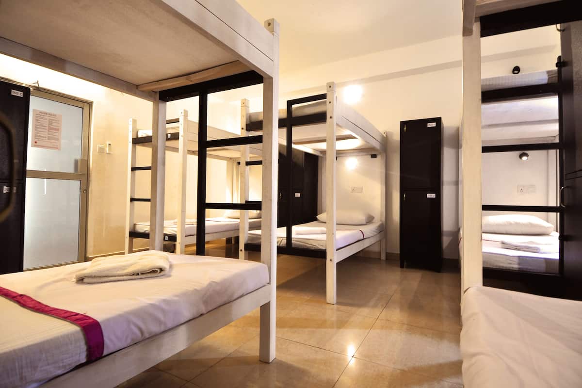 1 bedroom, in-room safe, free WiFi, bed sheets