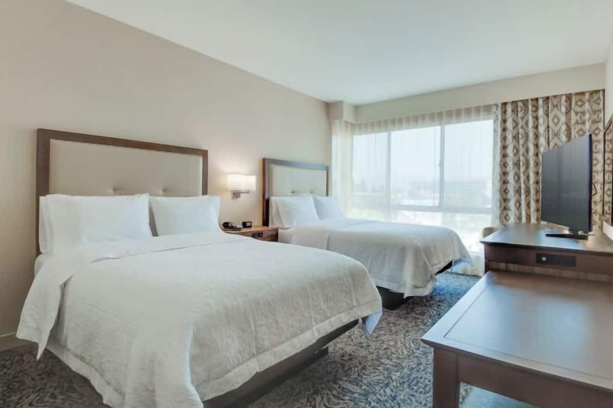 In-room safe, desk, laptop workspace, iron/ironing board