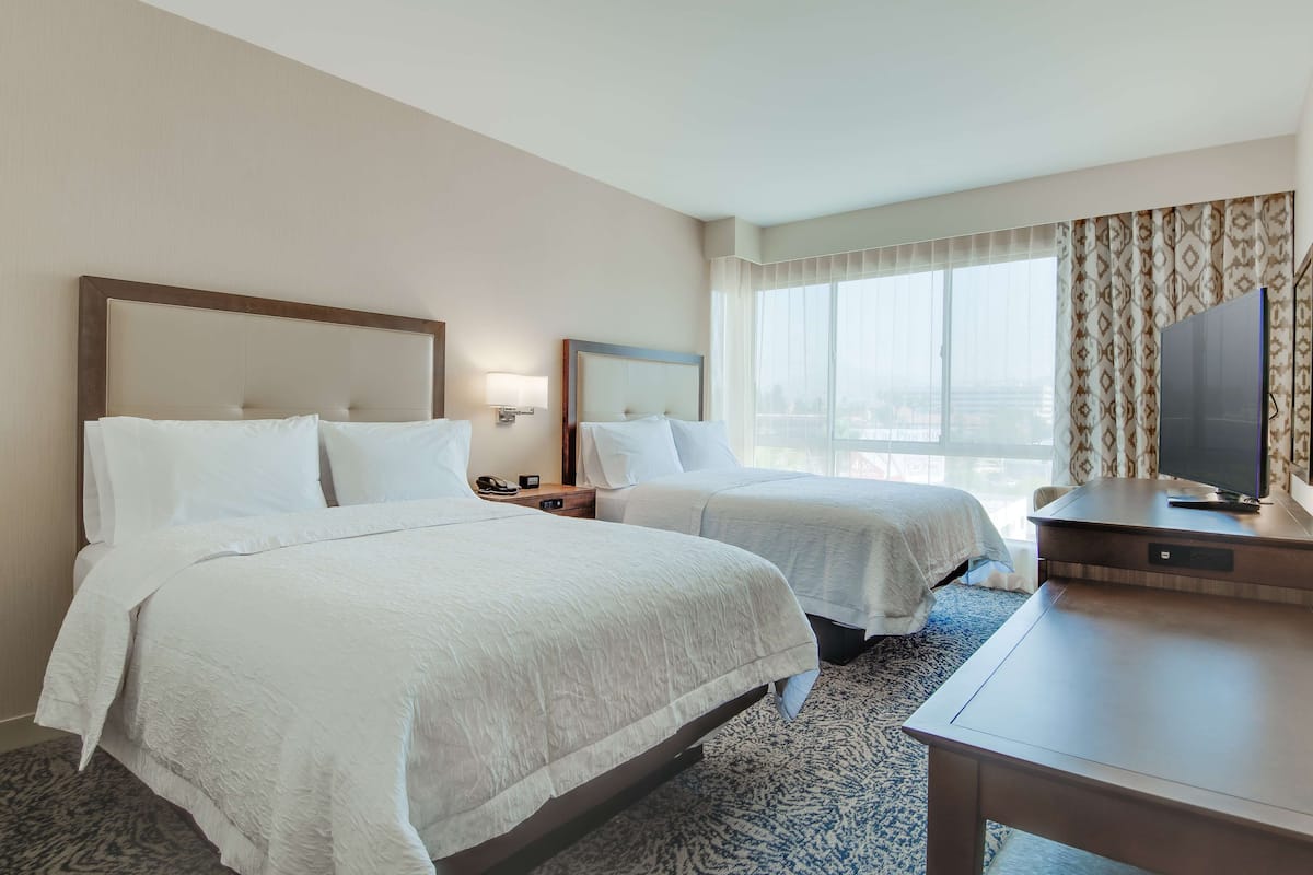 In-room safe, desk, laptop workspace, iron/ironing board