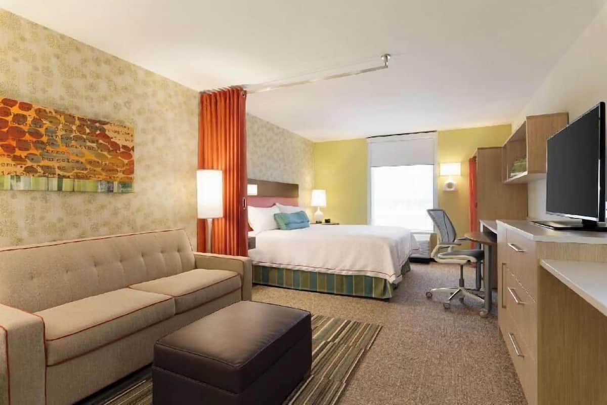 Blackout drapes, iron/ironing board, free WiFi, bed sheets