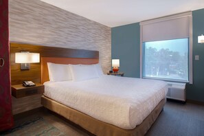 Mörkläggningsgardiner, strykjärn/strykbräda, gratis wi-fi och sängkläder