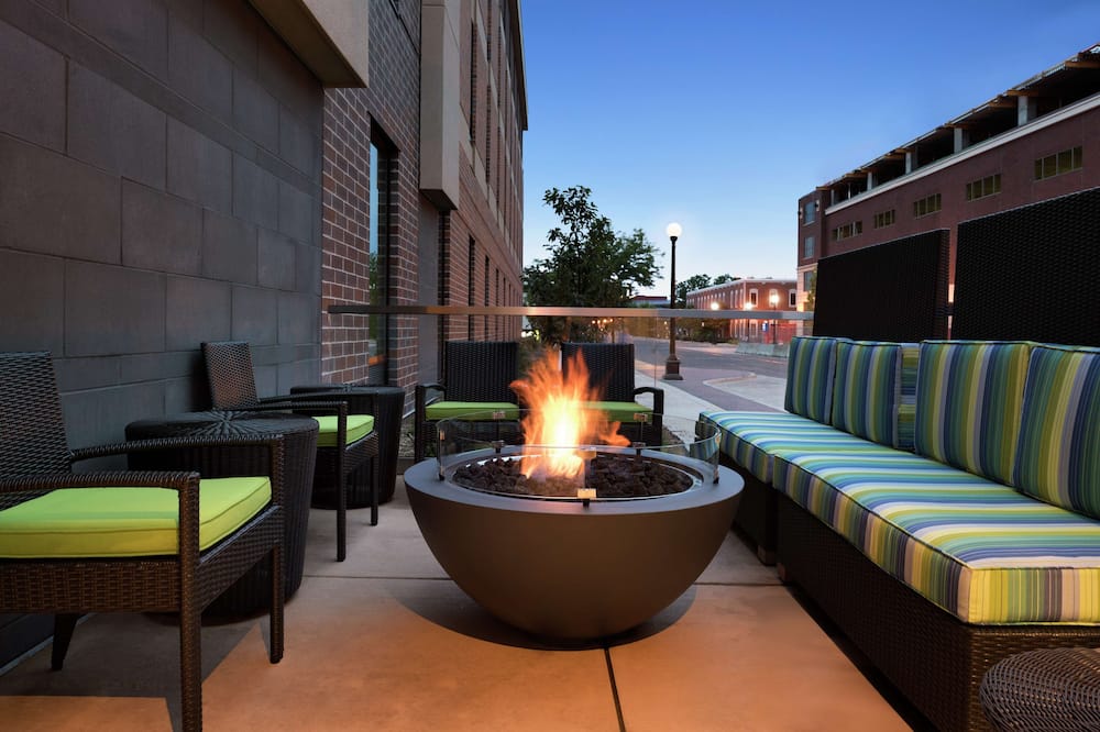 Home2 Suites by Hilton La Crosse