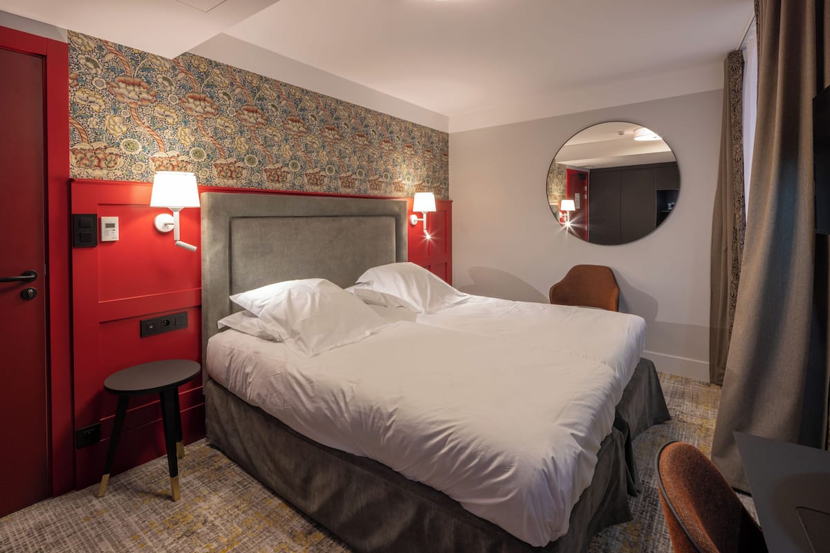 Comfort Double Room, 1 Bedroom (sans vue) | Premium bedding, minibar, in-room safe, desk