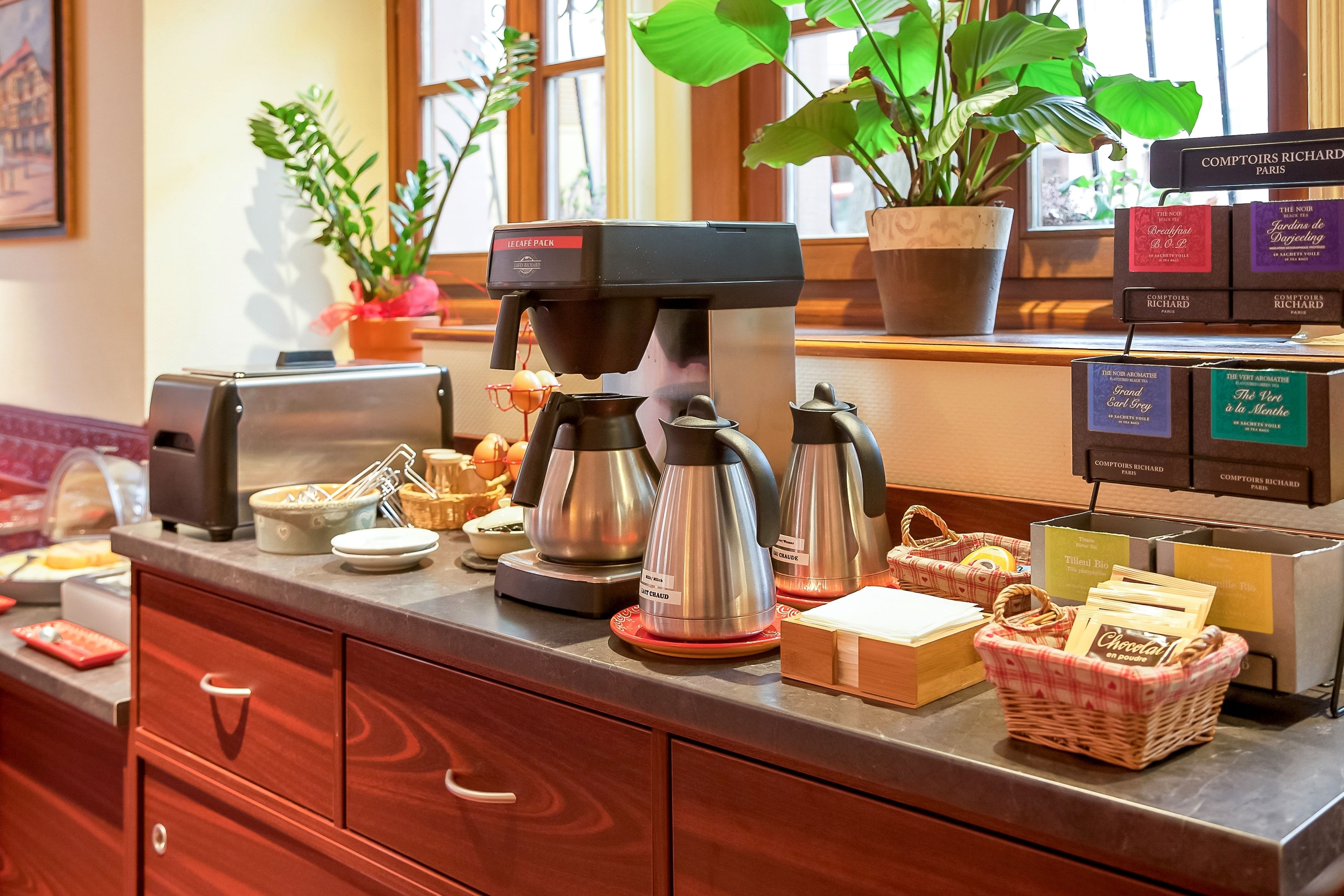 daily buffet breakfast (eur 15 per person)