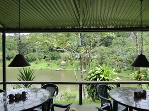Breakfast and lunch served - Lucky Bug B & B (Arenal)