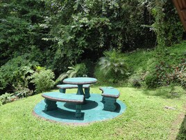 豪華套房, 湖景 (Sun Suite) | 露台/庭院