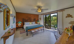 Room amenity - Lucky Bug B & B (Arenal)