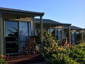 高级开间 (1 King or 2 Single Beds) | 住宿入口