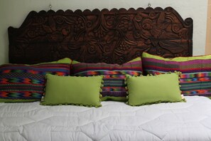 Triple Room - Hotel Casa Naranjo (Antigua Guatemala)