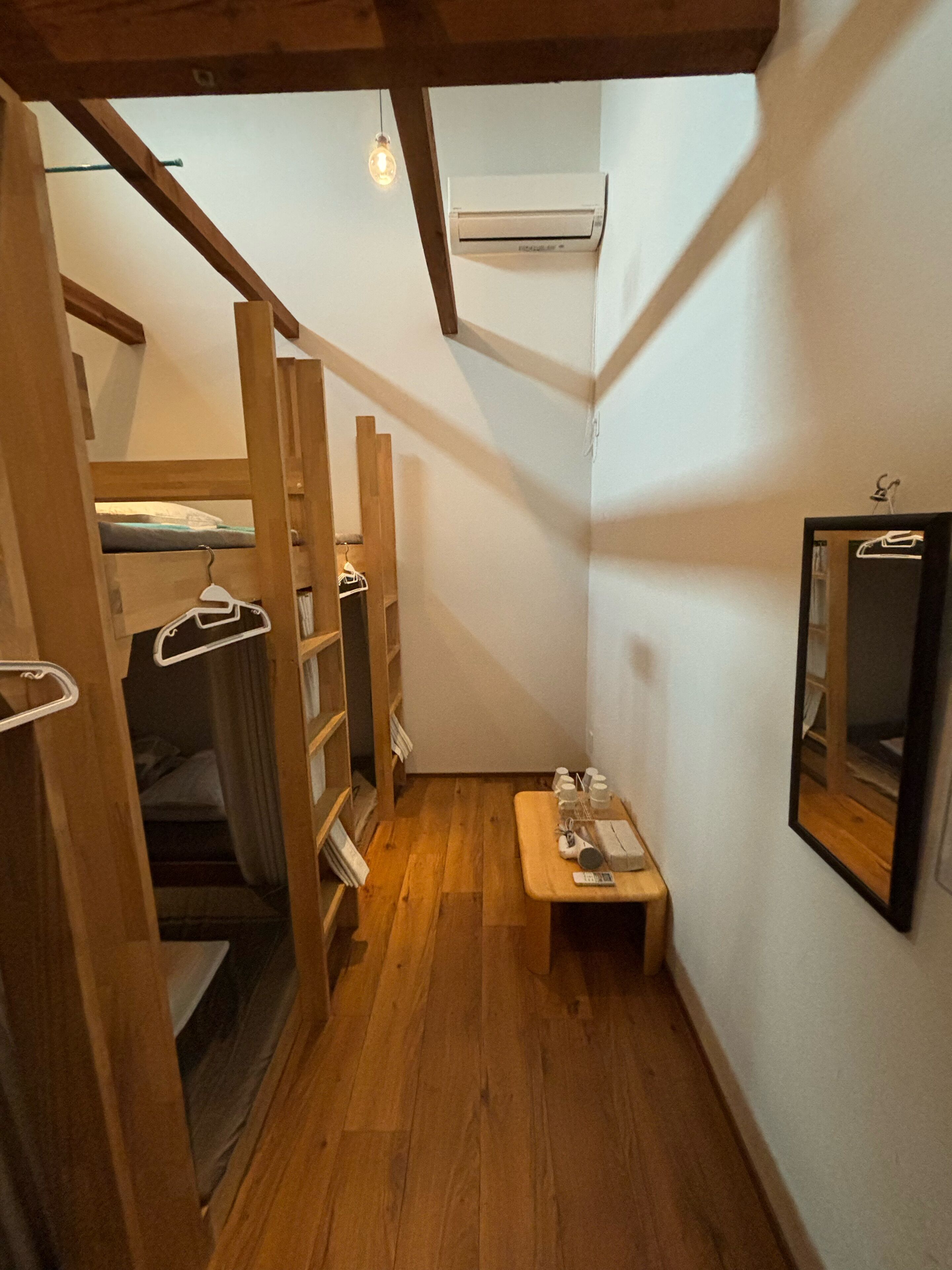 家庭客房 ( B  ) | 羽絨被、房內夾萬、免費 Wi-Fi、床單