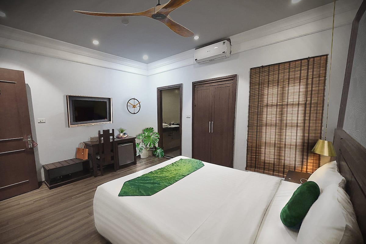1 bedroom, minibar, in-room safe, desk