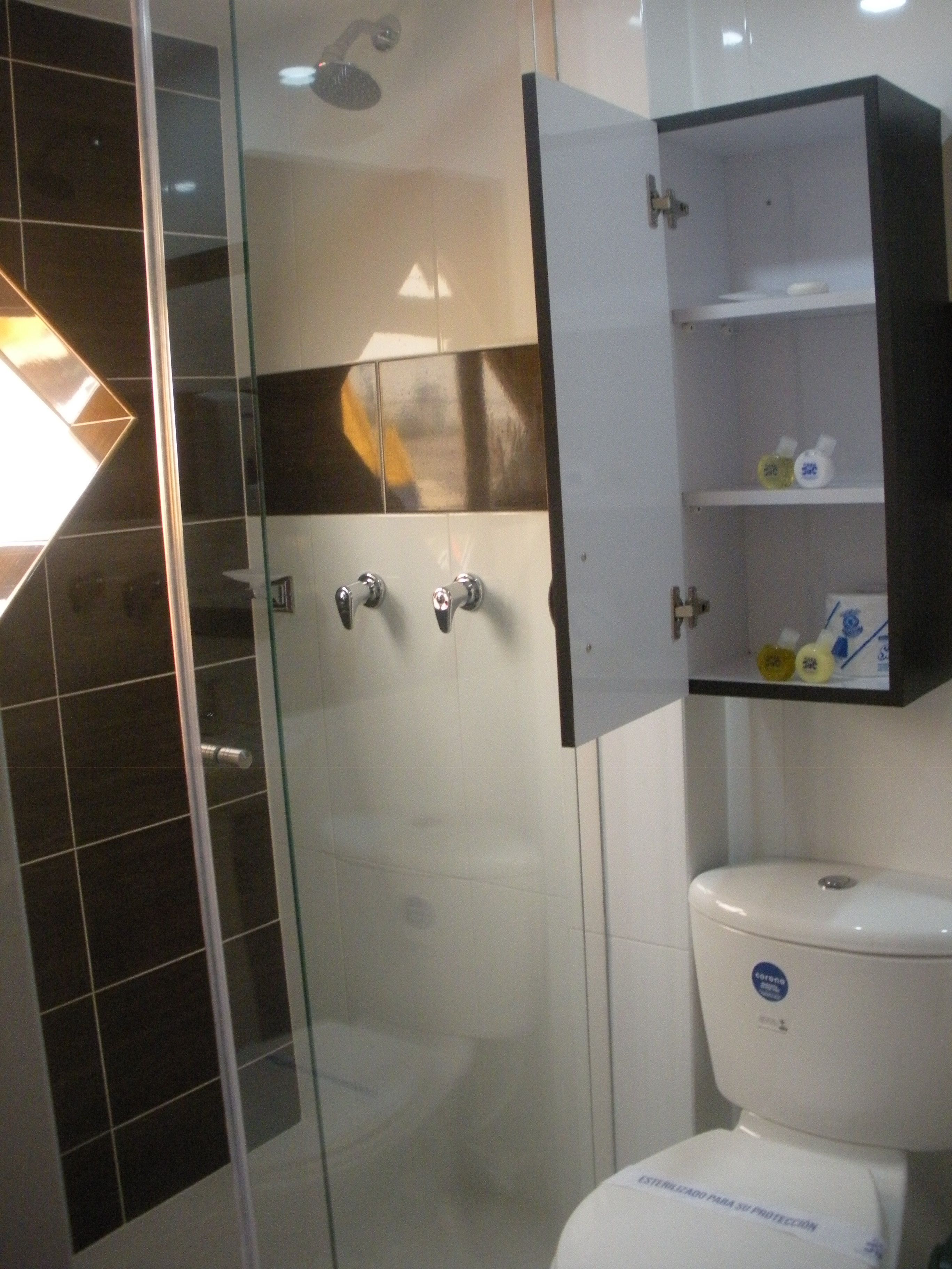 family room | bathroom | shower, free toiletries, towels