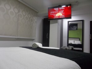 Chambre Double Élite, 1 lit double, salle de bains privée