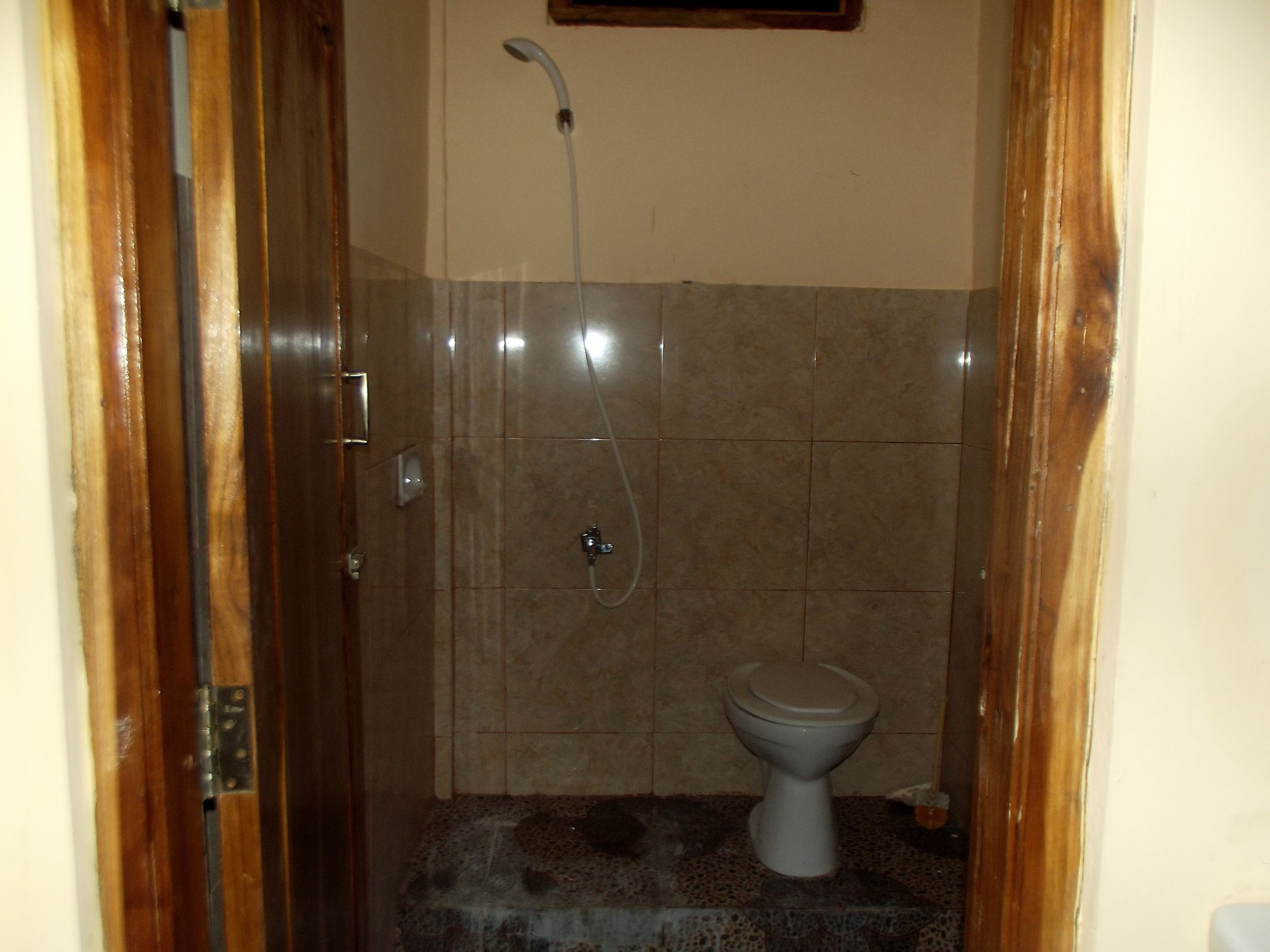 Quarto casal | Banheiro | Chuveiro, produtos de toalete grátis