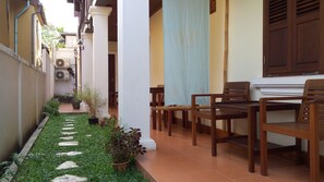 Deluxe-Doppelzimmer | Terrasse/Patio
