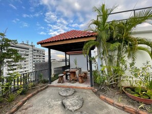 Terrace/patio - Bakeroom Hostel (Chiang Mai)