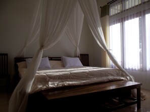 Deluxe Double or Twin Room | Desk, free WiFi - Hotel Labeletoile (Labuan Bajo)