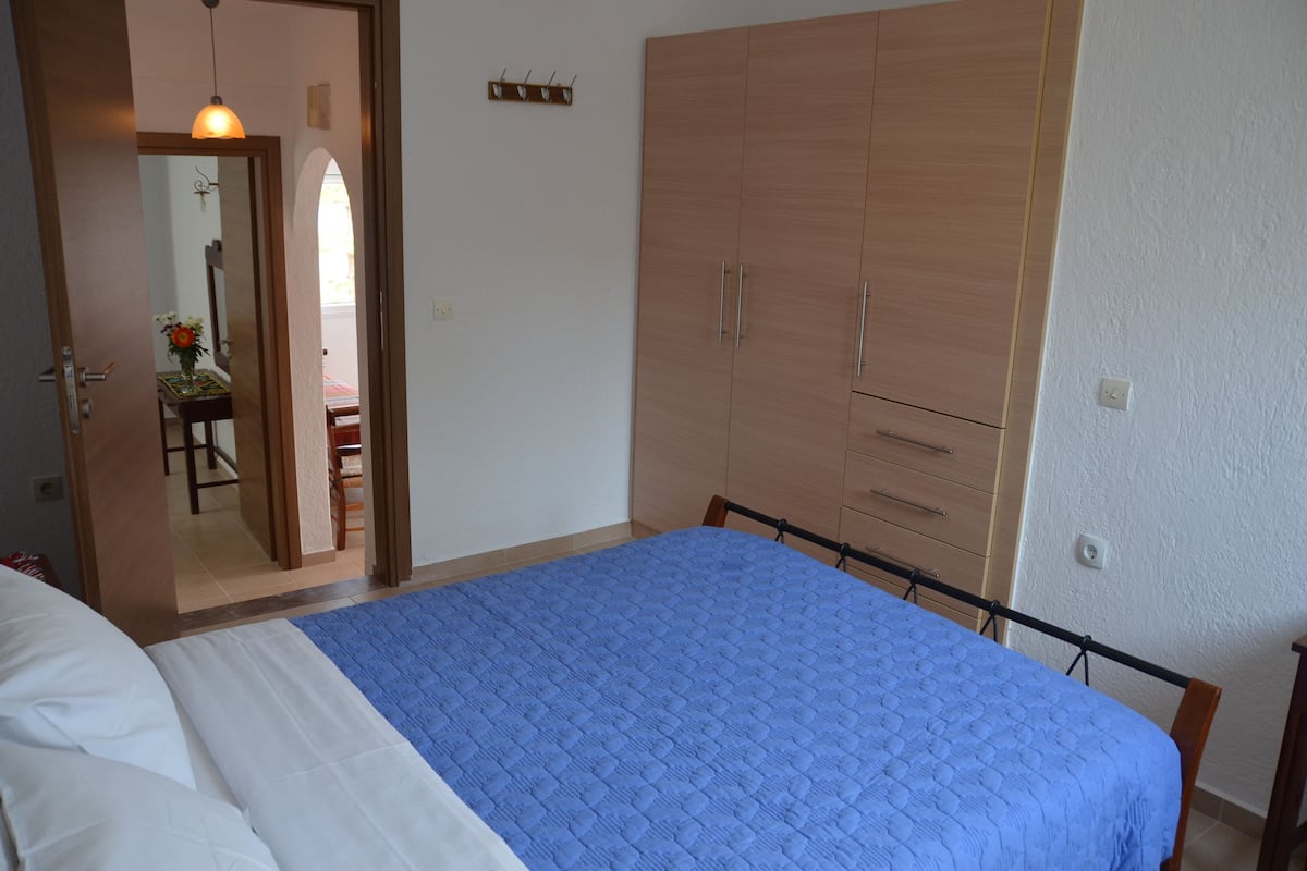 Departamento, 2 habitaciones, vista al mar | Caja de seguridad en la habitación, insonorización y cunas gratuitas
