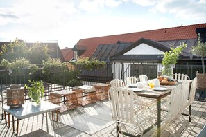 Penthouse | Terrace/patio - Hotell Repet (Visby)
