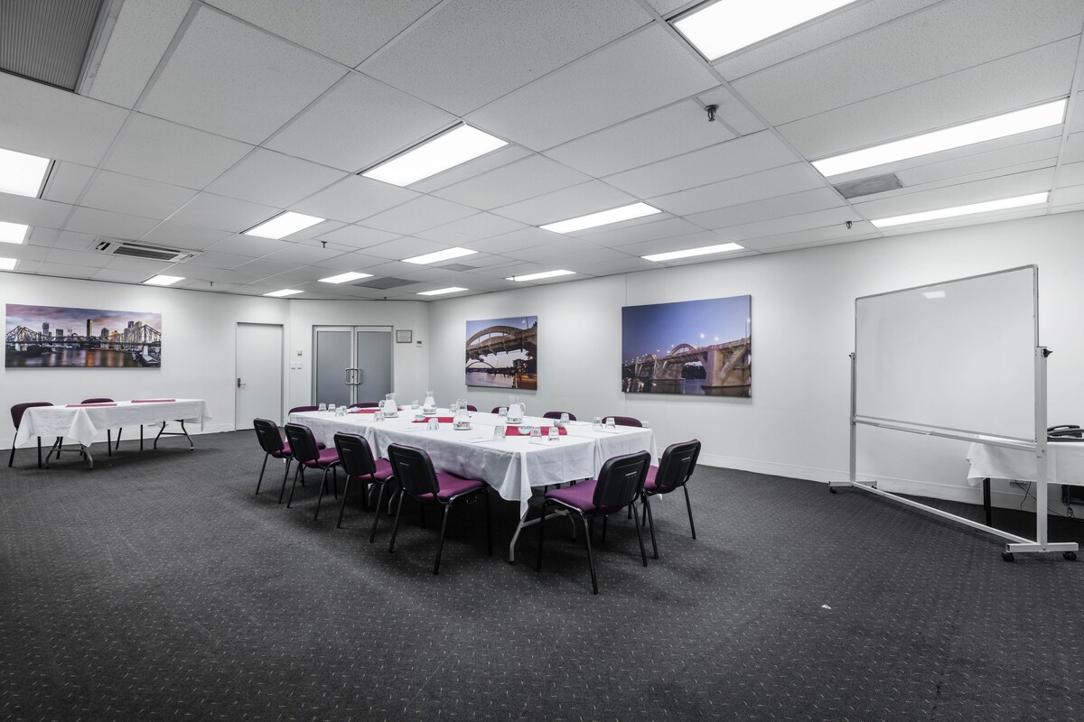 George Hotel Brisbane, Independent Collection by EVT