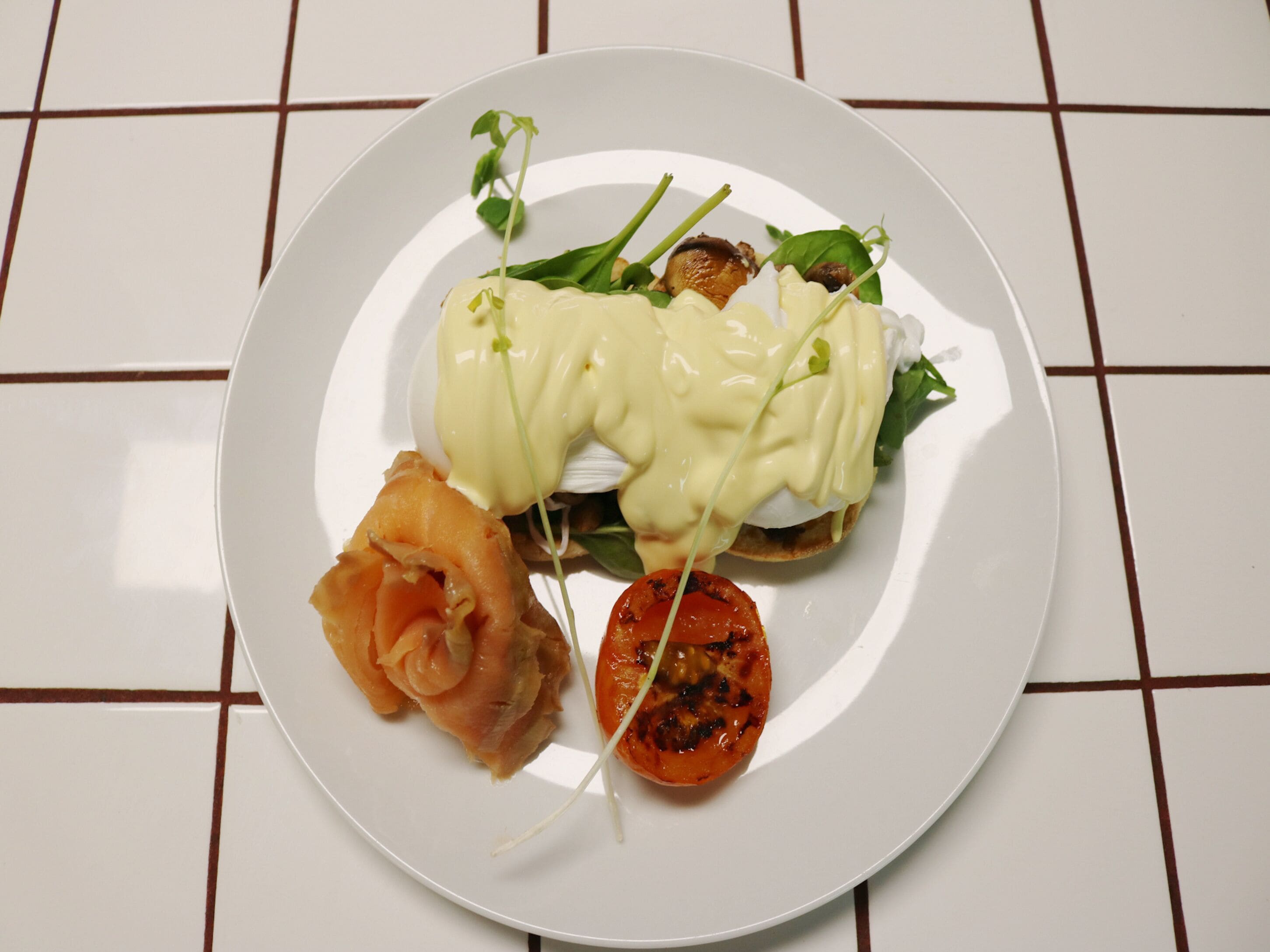 daily cooked-to-order breakfast for a fee