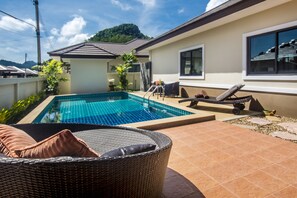2 Bedrooms Villa with Private Pool | ลานระเบียง/นอกชาน