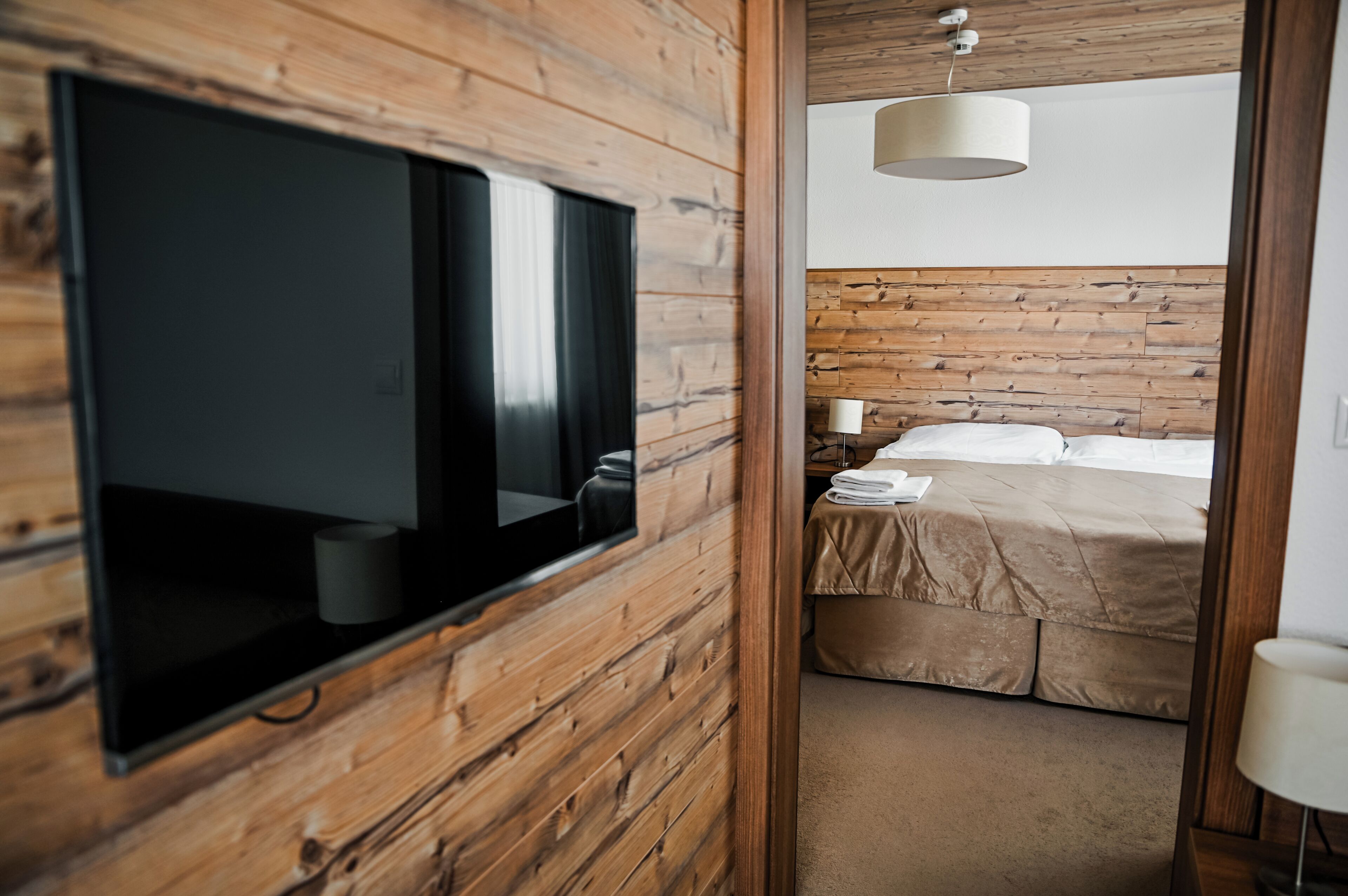 Family Suite, 2 Bedrooms, Private Bathroom, Mountain View