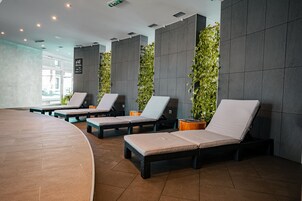 Body scrubs, facials, 1 treatment room