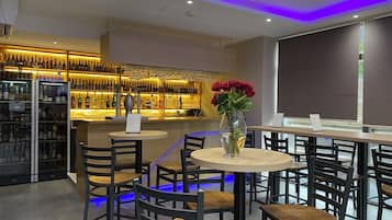 Bar (en la propiedad)