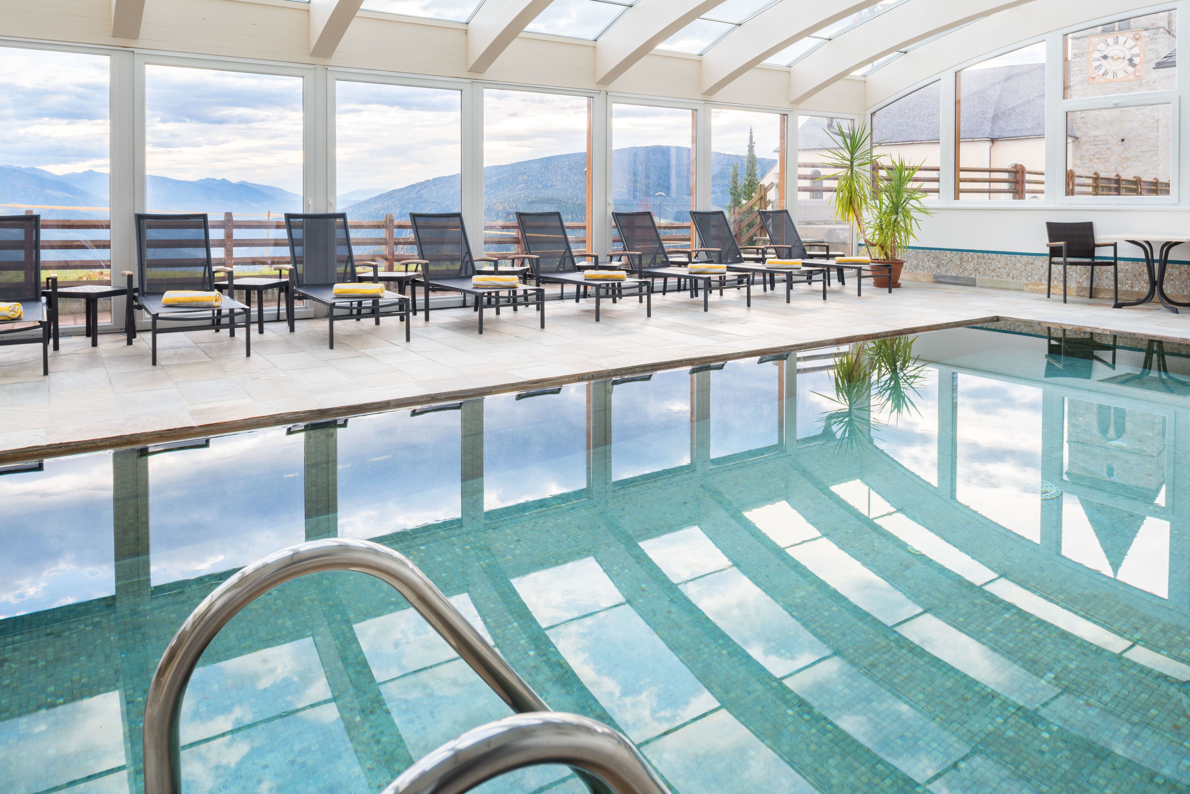 indoor pool, pool loungers