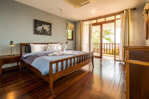 3 Bedrooms Villa with Private Pool | 3 chambres, coffre-fort, décor unique, ameublement unique