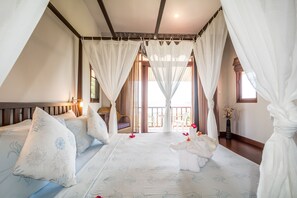 3 Bedrooms Villa with Private Pool | 3 ห้องนอน, ตู้นิรภัยในห้องพัก, ห้องพักตกแต่งอย่างมีเอกลักษณ์