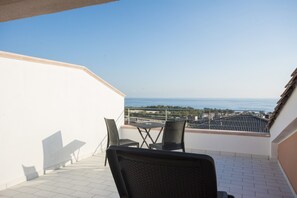 Duplex, 2 Bedrooms, Ocean View | Terrace/patio - Villa Armonia (Praia a Mare)