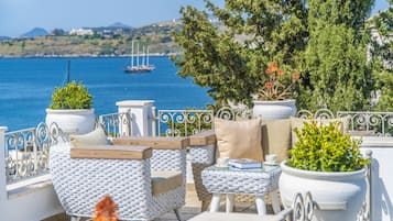 Exclusive-Suite, Balkon, Meerblick | Strand-/Meerblick