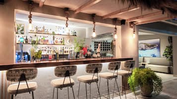 Bar (in der Unterkunft)