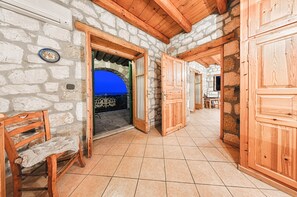 Villa | Interior entrance - Joanna's Stone Villas (Zakynthos)